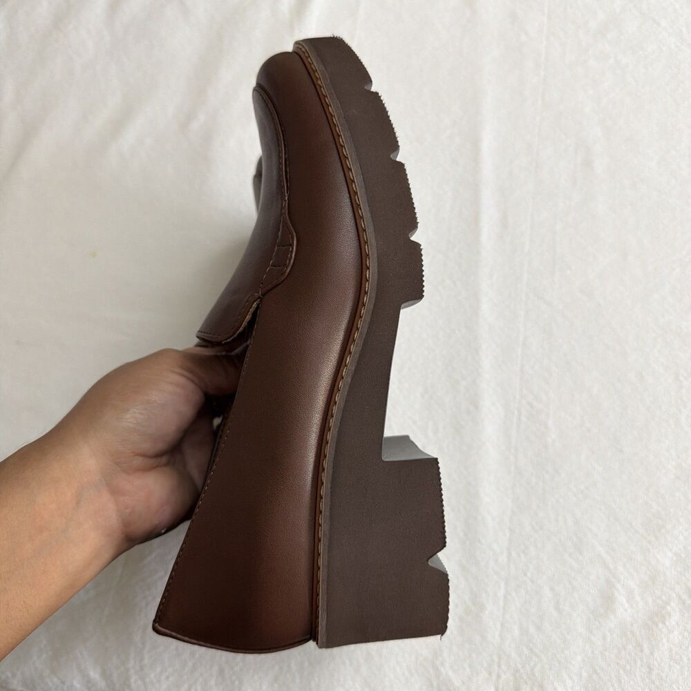 Women’s 7W Naturalizer Cabaret Lug Chunky Sole Loafer Rich Brown Leather Uppers - Picture 11 of 16